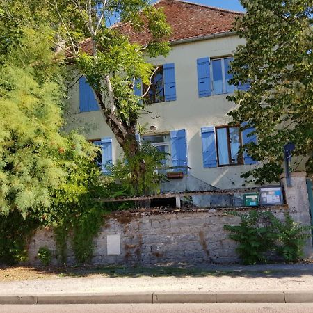 Bed and Breakfast Bleu Bonheur Dennevy Экстерьер фото