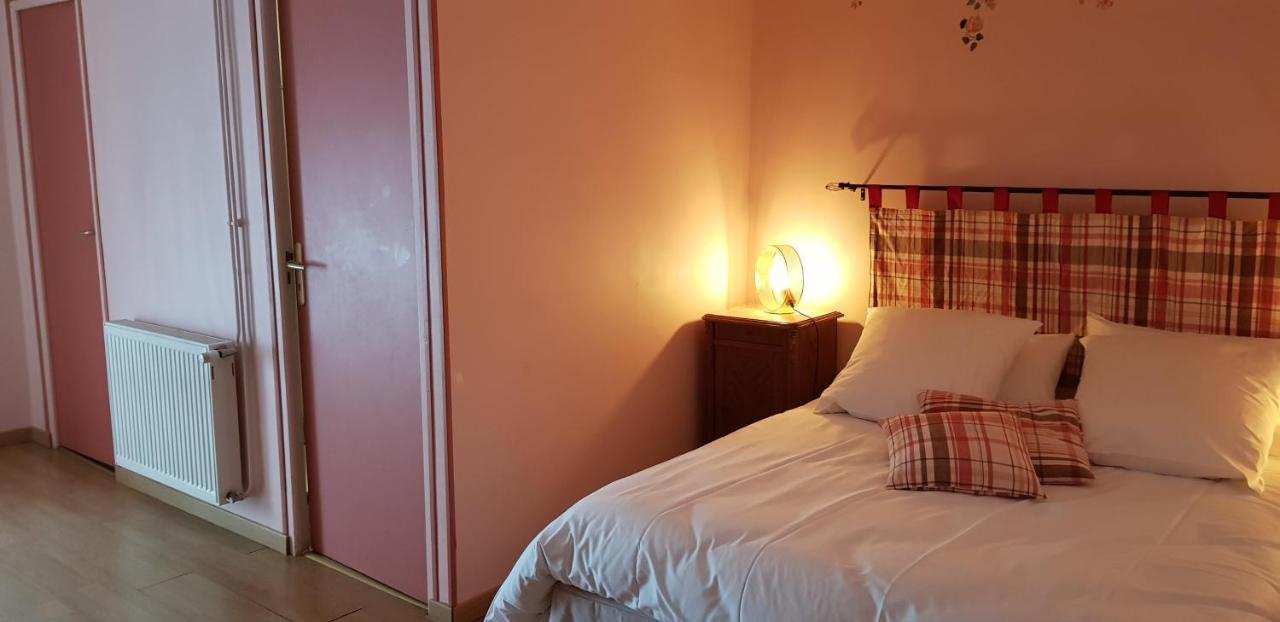Bed and Breakfast Bleu Bonheur Dennevy Экстерьер фото
